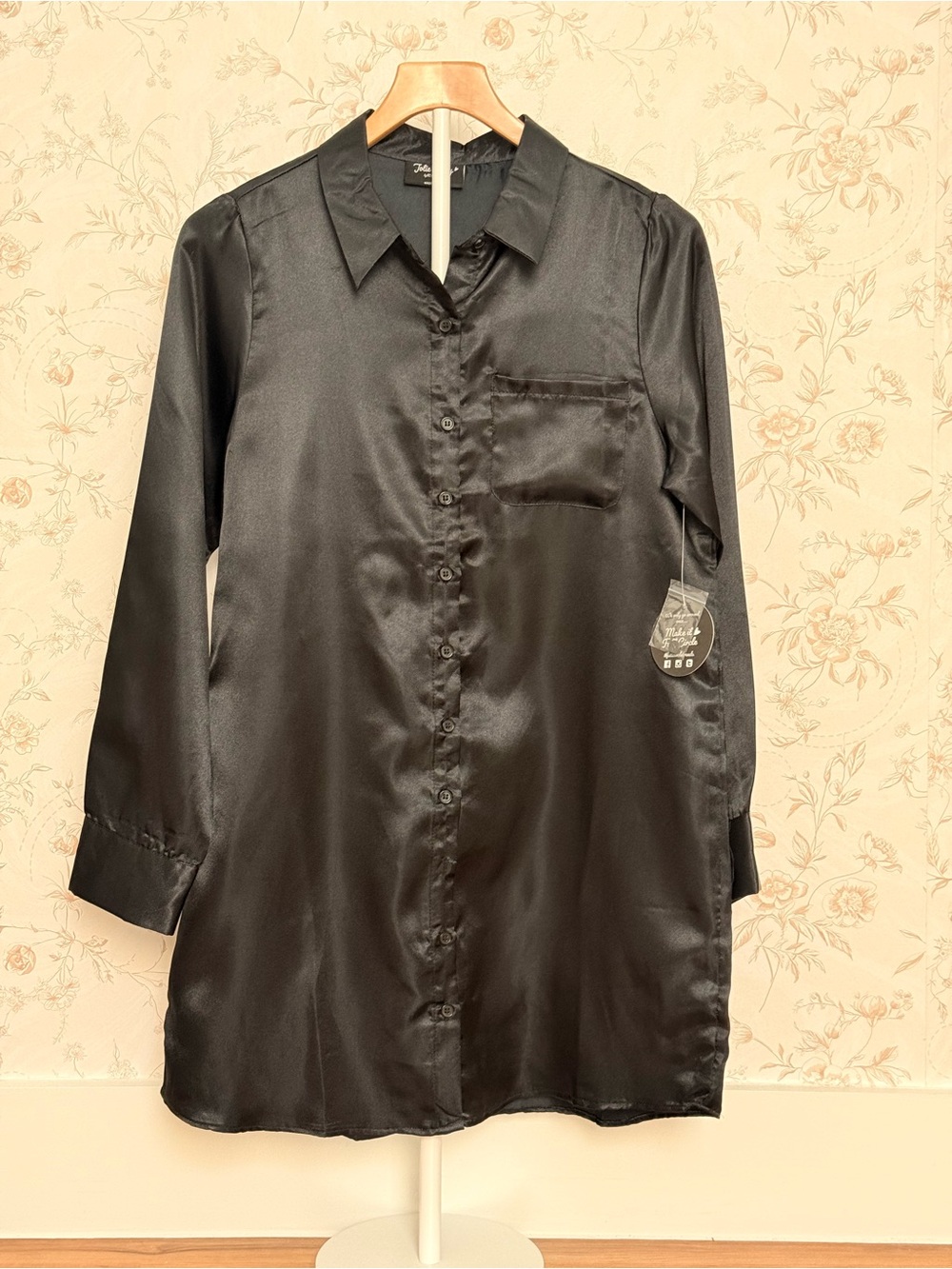 Women's Black Satin Long Sleeve Button-Front Dress